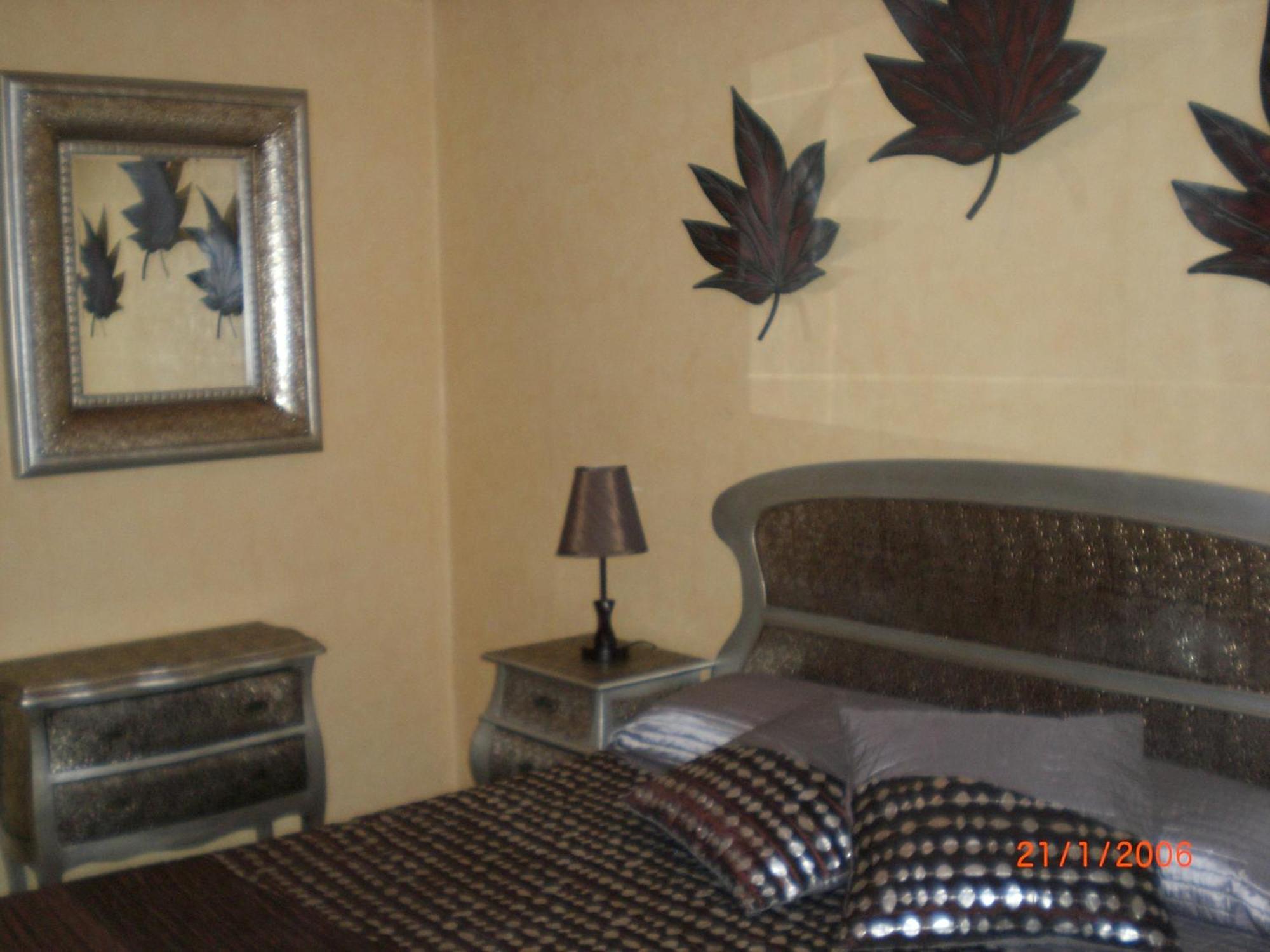 קוניט Hostal Restaurante La Diligencia חדר תמונה