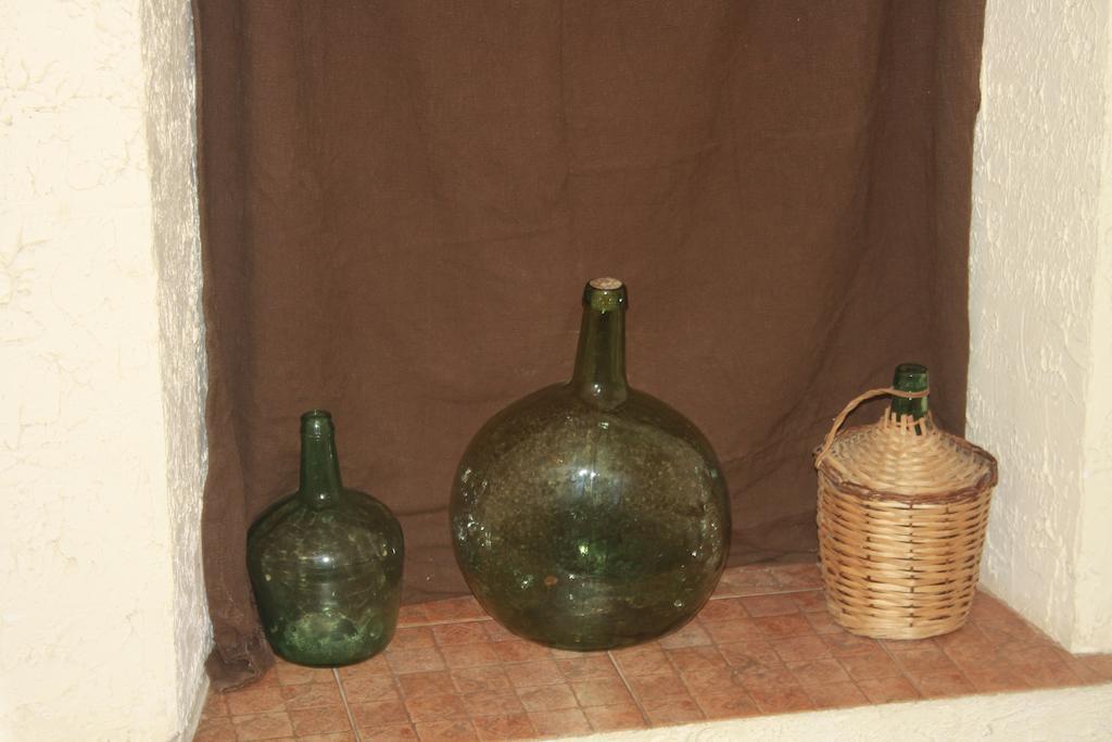 קוניט Hostal Restaurante La Diligencia מראה חיצוני תמונה