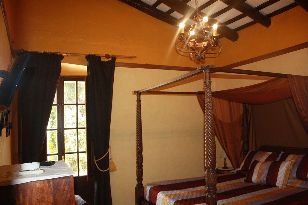 קוניט Hostal Restaurante La Diligencia מראה חיצוני תמונה